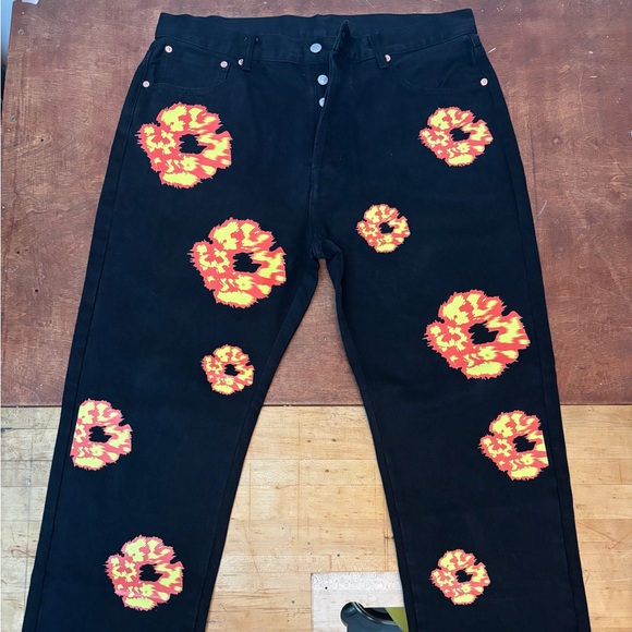 Denim Tears Offset Jeans - Picture 1 of 5